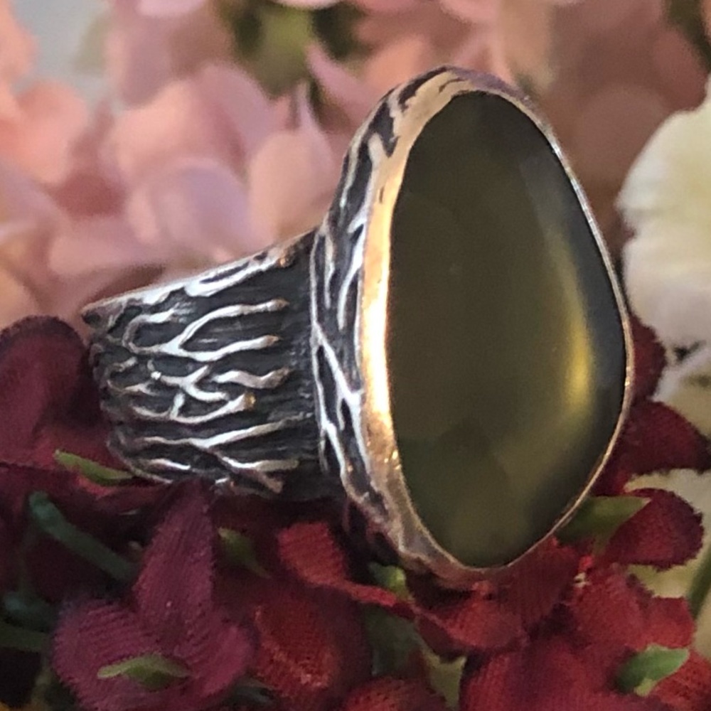 Rare Silpada Oxidized Sterling Silver Green Glass Ring R1852 Size 6